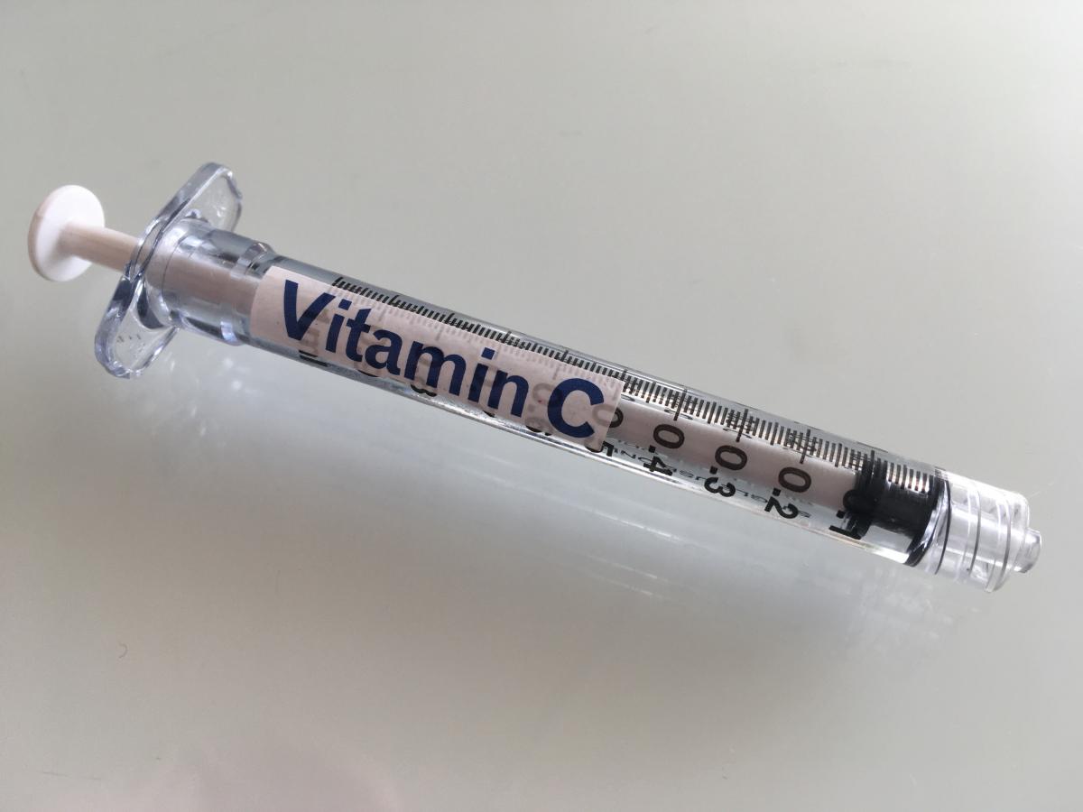 Patiëntenorganisaties roepen overheid en artsen op: zet vitamine C therapie snel in bij COVID-19 en voorkom veel schade!